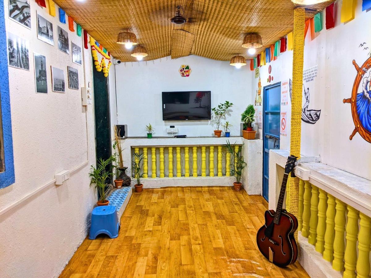 Awaara Backpackers Hostel, Алибаг Экстерьер фото