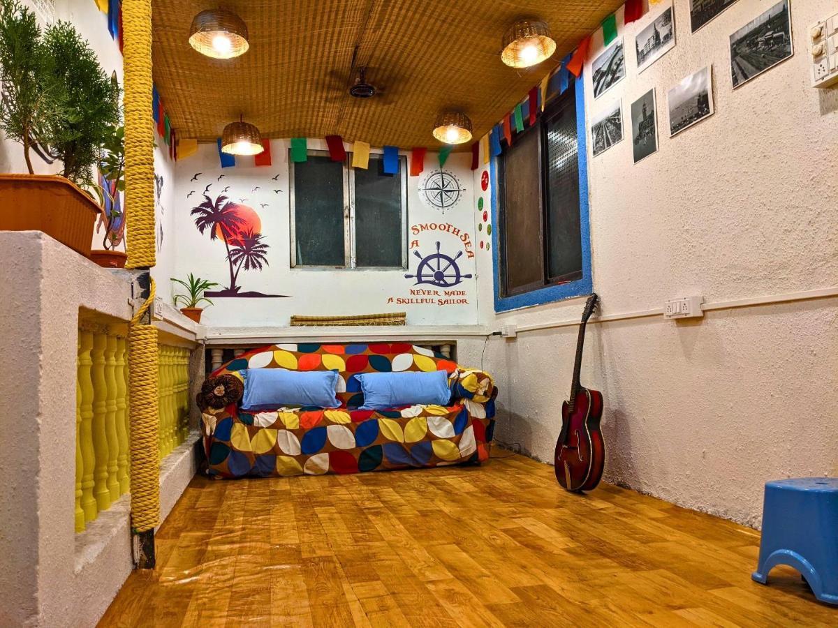Awaara Backpackers Hostel, Алибаг Экстерьер фото