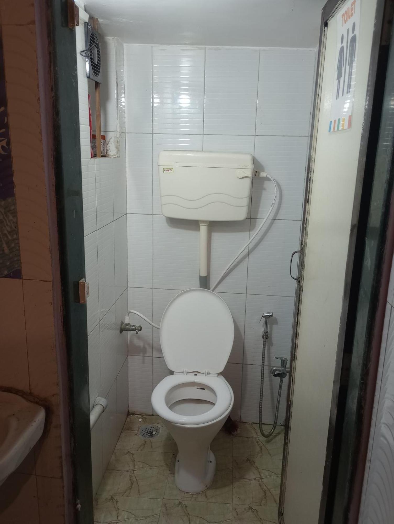 Awaara Backpackers Hostel, Алибаг Экстерьер фото